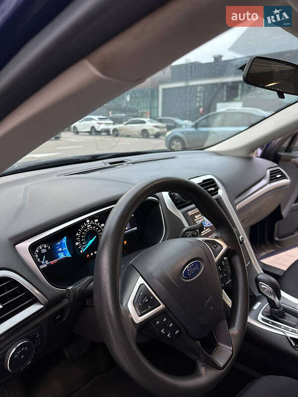 Седан Ford Fusion 2016 в Киеве фото 16 Седан Ford Fusion 2016 в Киеве