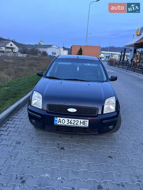 Седан Ford Fusion 2005 в Мукачево фото 3 Седан Ford Fusion 2005 в Мукачево