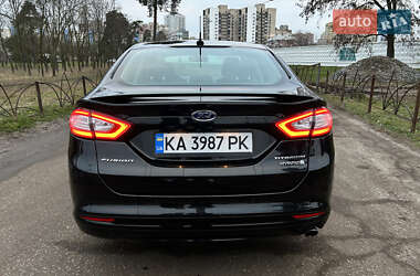 Седан Ford Fusion 2015 в Києві