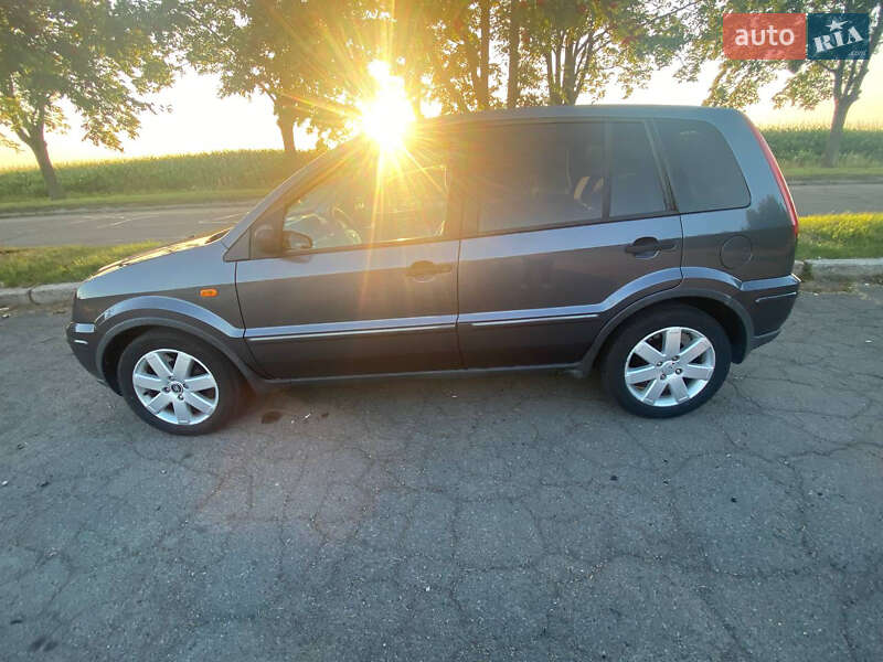 Хэтчбек Ford Fusion 2005 в Владимире фото 3 Хэтчбек Ford Fusion 2005 в Владимире