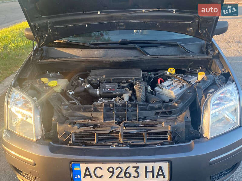 Хэтчбек Ford Fusion 2005 в Владимире фото 11 Хэтчбек Ford Fusion 2005 в Владимире