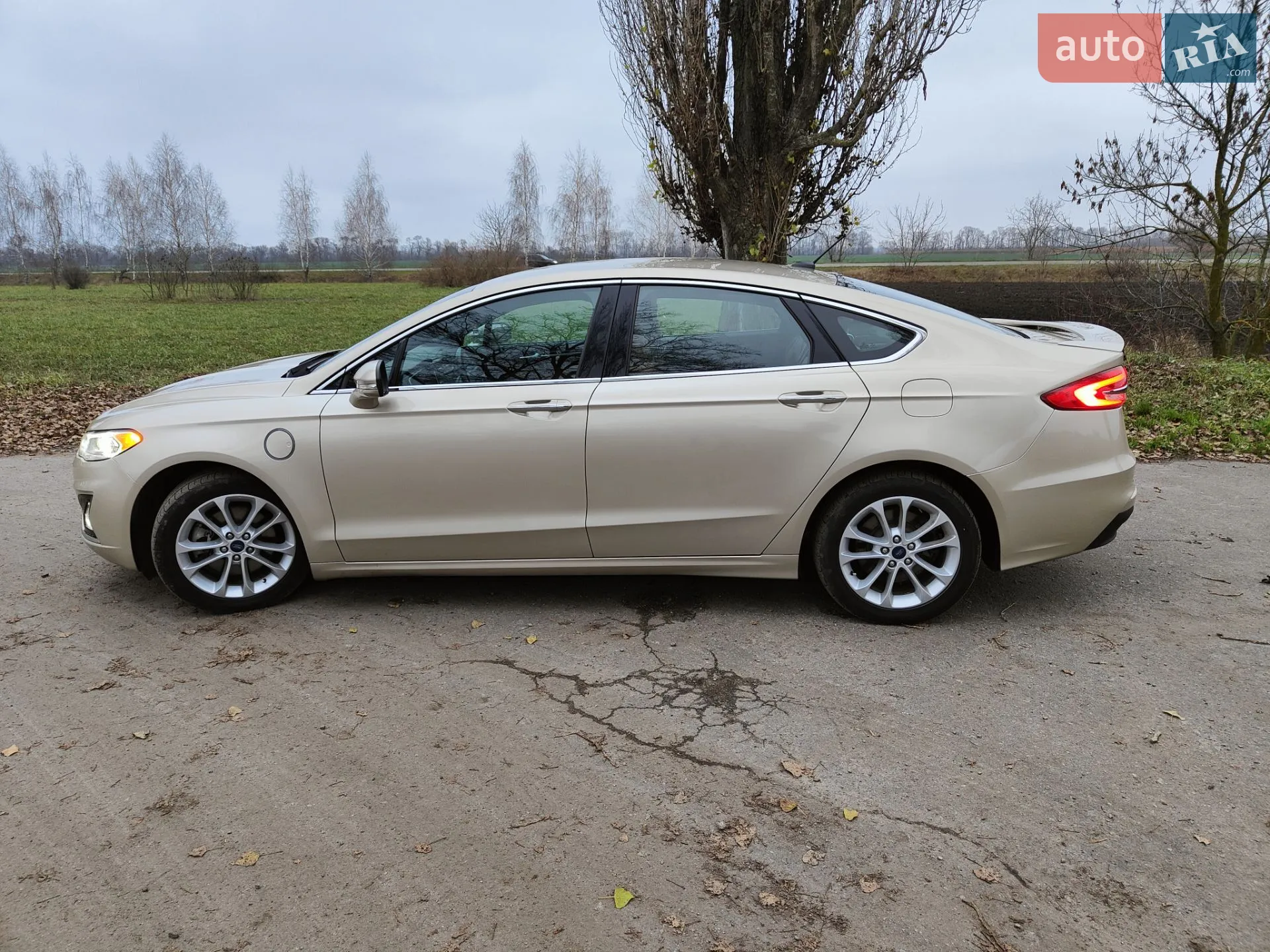 2019 Ford Fusion - мініатюра 26