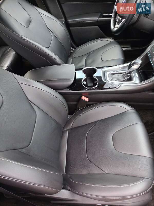 Седан Ford Fusion 2014 в Сумах