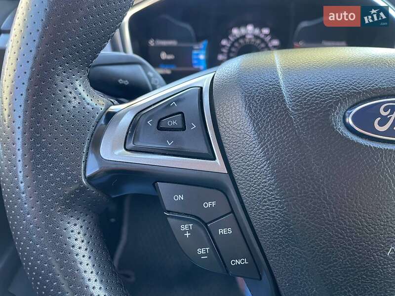 Седан Ford Fusion 2017 в Киеве фото 17 Седан Ford Fusion 2017 в Киеве