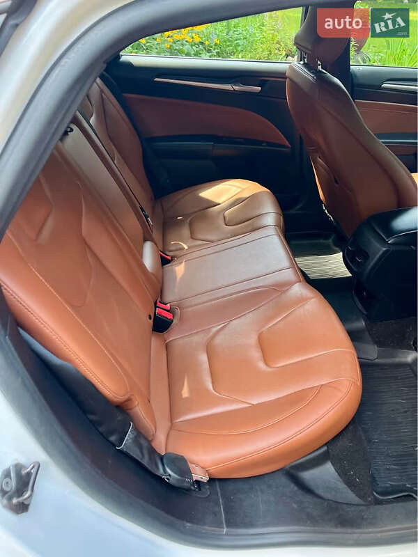 Седан Ford Fusion 2019 в Ивано-Франковске