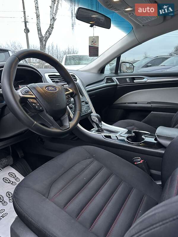 Седан Ford Fusion 2015 в Смеле фото 6 Седан Ford Fusion 2015 в Смеле