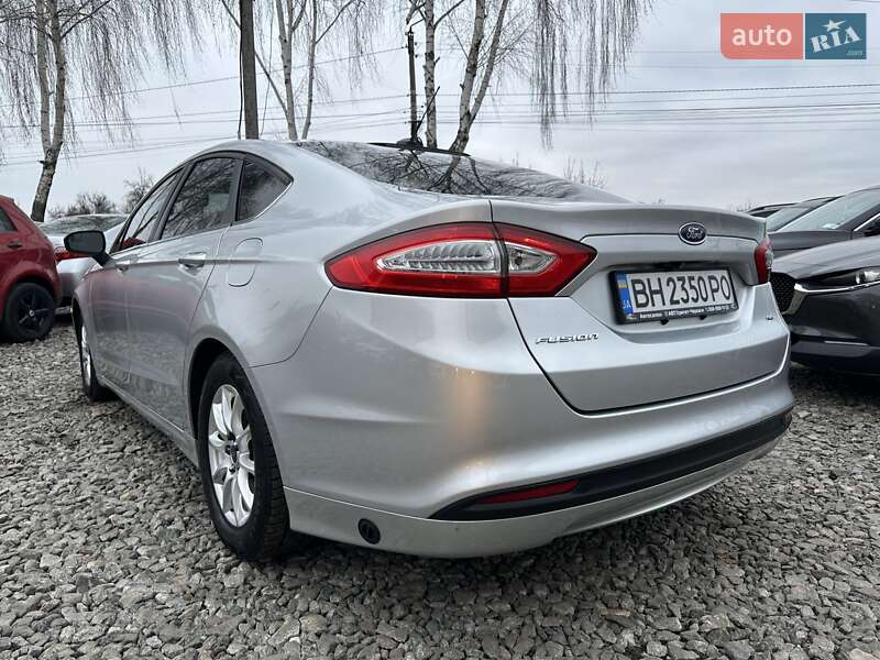 Седан Ford Fusion 2015 в Смеле фото 10 Седан Ford Fusion 2015 в Смеле