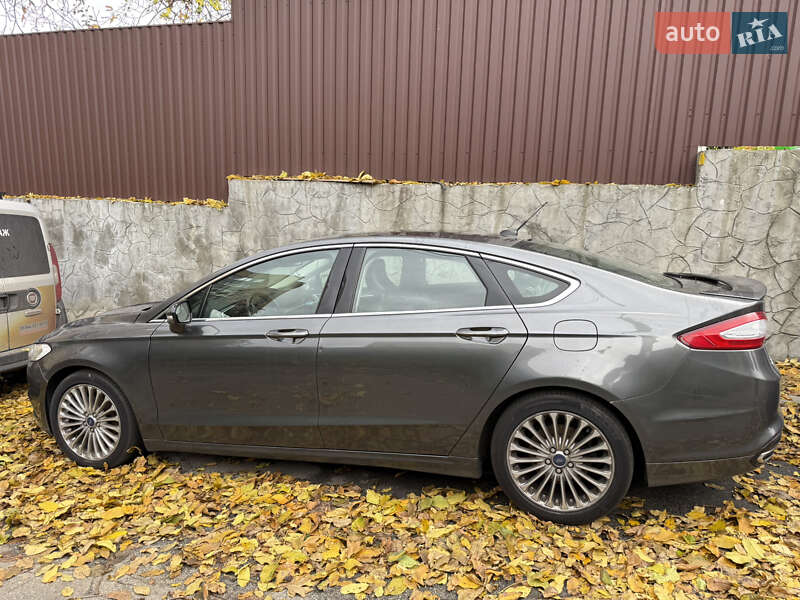 Седан Ford Fusion 2015 в Киеве