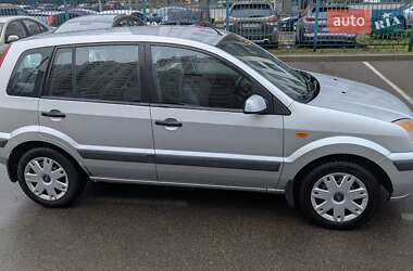 Хэтчбек Ford Fusion 2009 в Киеве