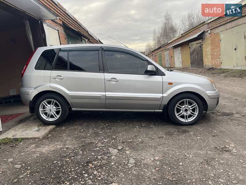 Хэтчбек Ford Fusion 2010 в Нежине фото 6 Хэтчбек Ford Fusion 2010 в Нежине