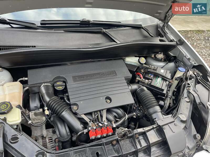 Хэтчбек Ford Fusion 2010 в Нежине фото 17 Хэтчбек Ford Fusion 2010 в Нежине