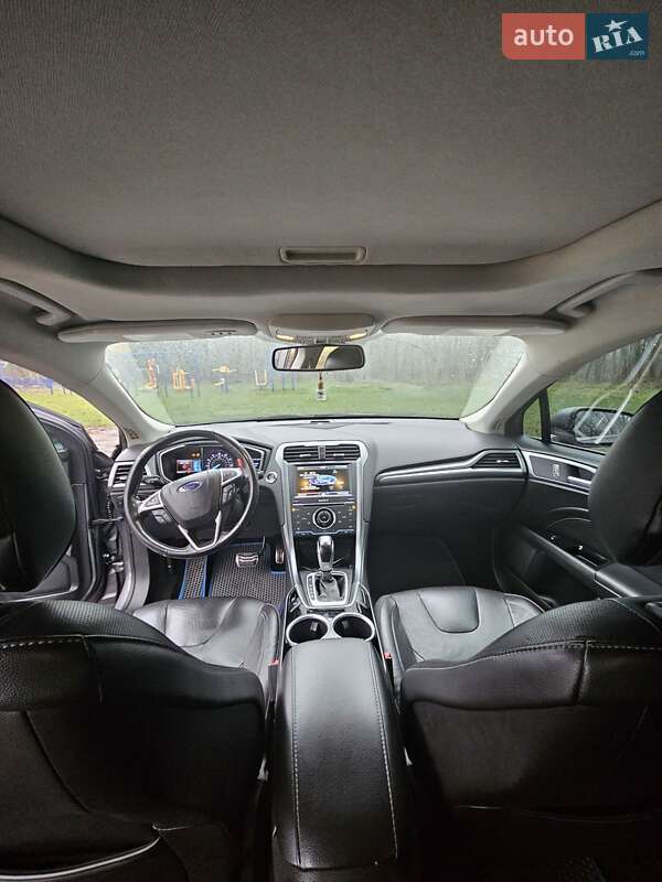 Седан Ford Fusion 2013 в Яготине