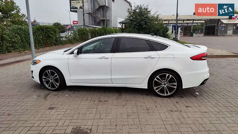 Седан Ford Fusion 2018 в Киеве фото 13 Седан Ford Fusion 2018 в Киеве