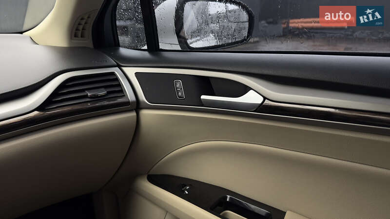 Седан Ford Fusion 2013 в Киеве фото 13 Седан Ford Fusion 2013 в Киеве