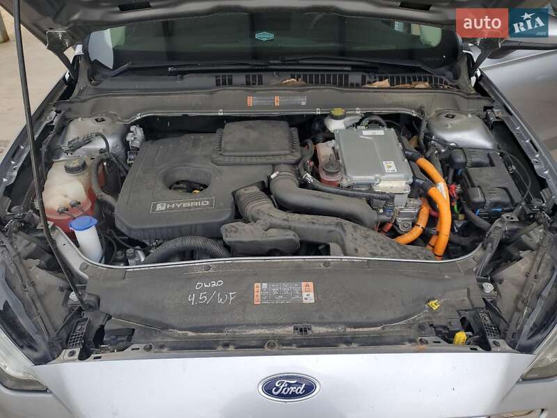 Седан Ford Fusion 2020 в Черновцах