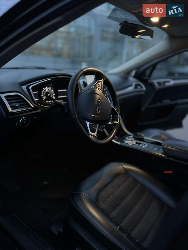 Седан Ford Fusion 2016 в Киеве