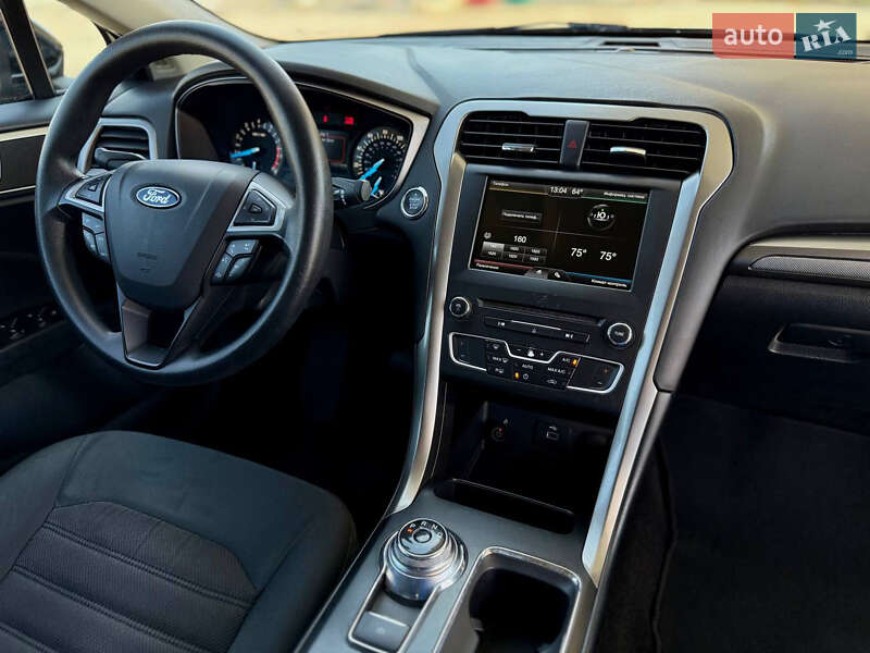 Седан Ford Fusion 2016 в Днепре