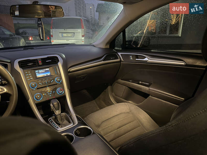 Седан Ford Fusion 2013 в Борисполе