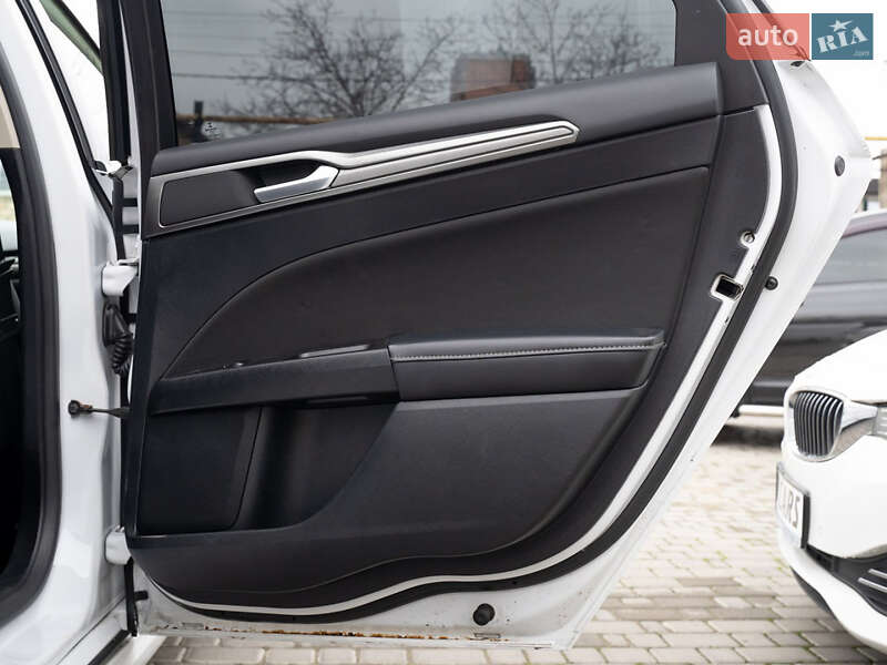 Седан Ford Fusion 2017 в Одессе