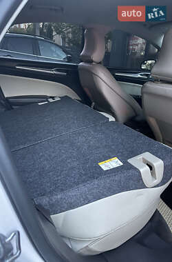 Седан Ford Fusion 2015 в Тернополе