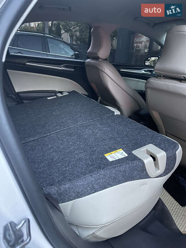 Седан Ford Fusion 2015 в Ивано-Франковске фото 6 Седан Ford Fusion 2015 в Ивано-Франковске