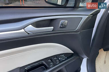 Седан Ford Fusion 2015 в Тернополе