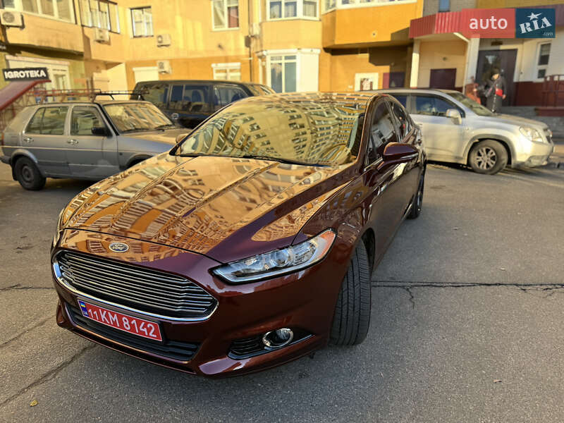 Седан Ford Fusion 2015 в Киеве фото 2 Седан Ford Fusion 2015 в Киеве