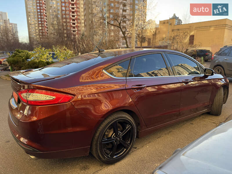 Седан Ford Fusion 2015 в Киеве фото 6 Седан Ford Fusion 2015 в Киеве