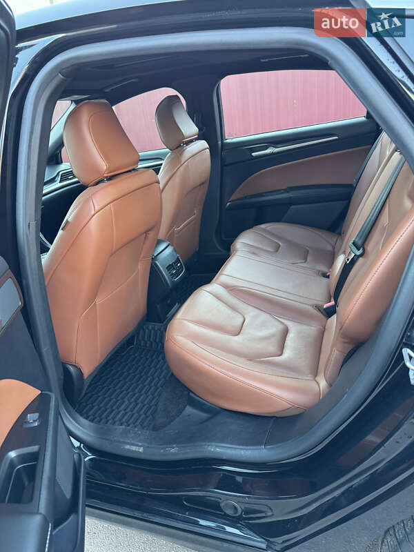 Седан Ford Fusion 2020 в Киеве фото 23 Седан Ford Fusion 2020 в Киеве