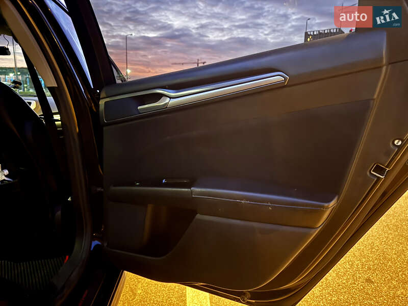 Седан Ford Fusion 2014 в Киеве фото 49 Седан Ford Fusion 2014 в Киеве