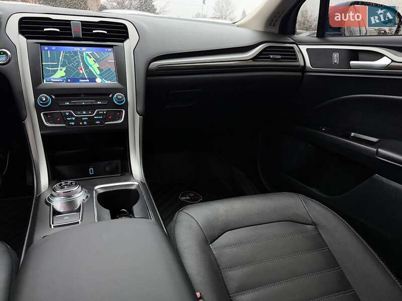 Седан Ford Fusion 2017 в Харькове