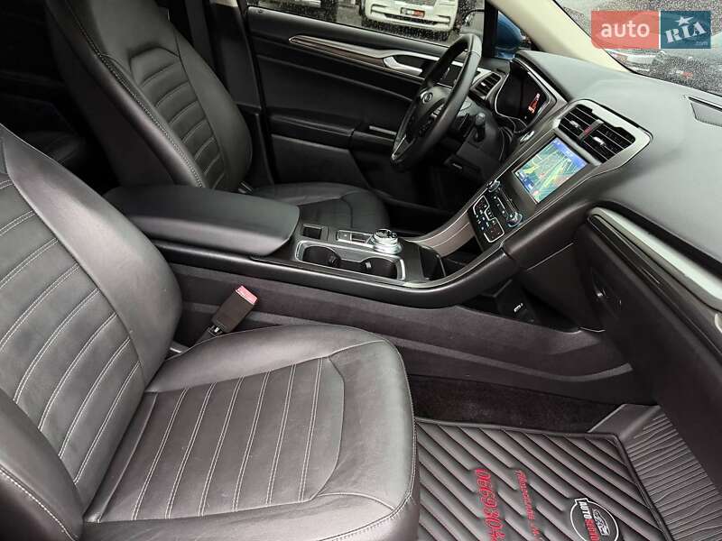 Седан Ford Fusion 2017 в Харькове