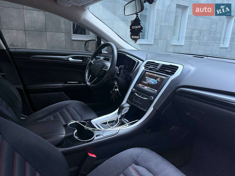 Седан Ford Fusion 2014 в Полтаве