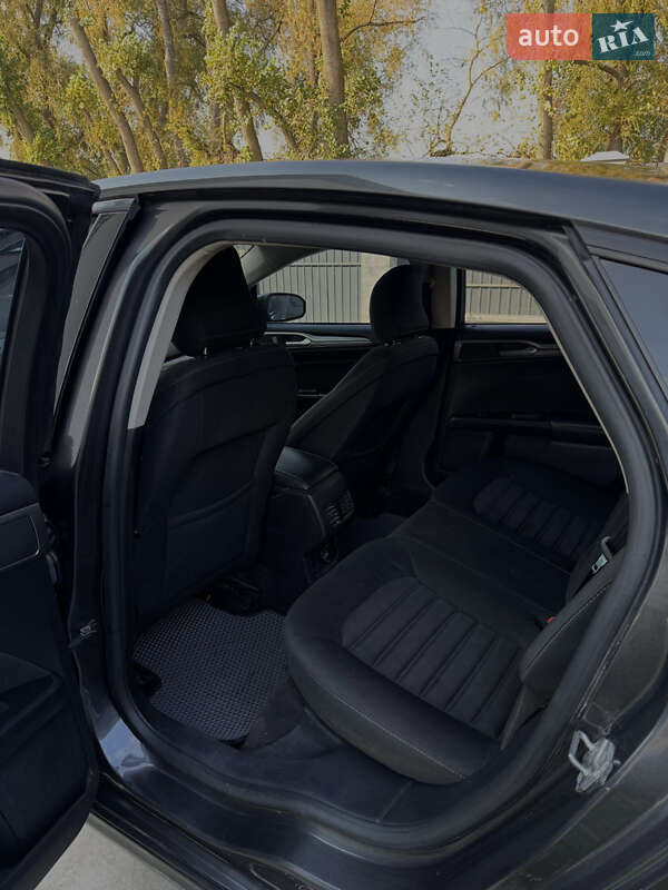 Седан Ford Fusion 2017 в Тернополе фото 6 Седан Ford Fusion 2017 в Тернополе