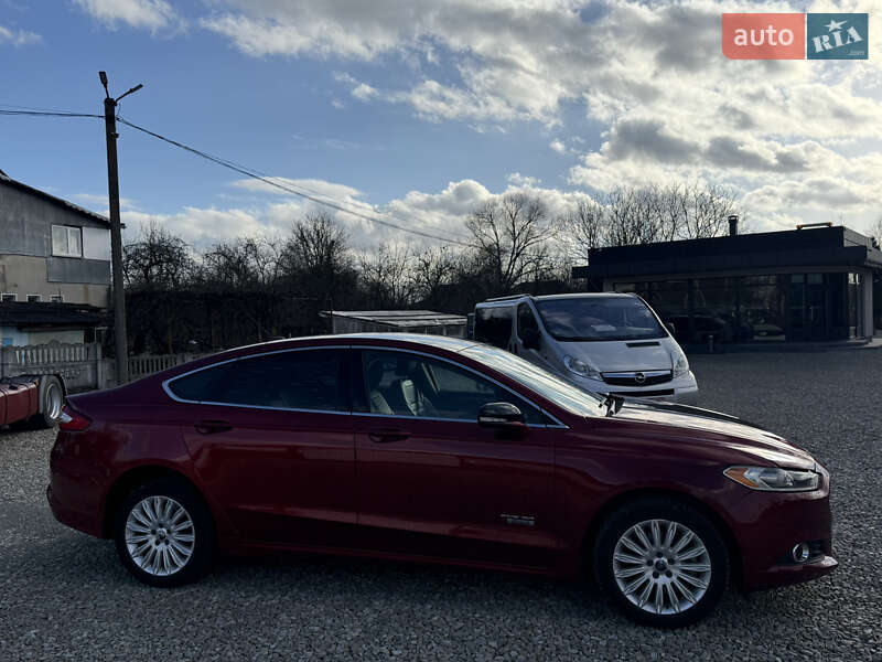 Седан Ford Fusion 2016 в Коломые