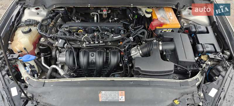 Седан Ford Fusion 2015 в Борисполе