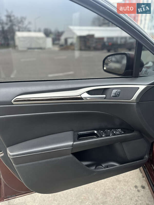 Седан Ford Fusion 2015 в Києві фото 11 Седан Ford Fusion 2015 в Києві