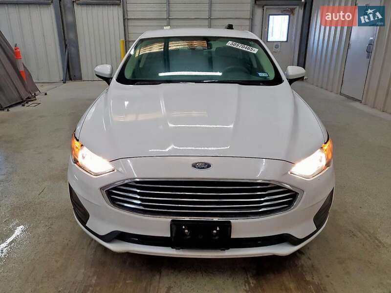 Седан Ford Fusion 2020 в Запорожье