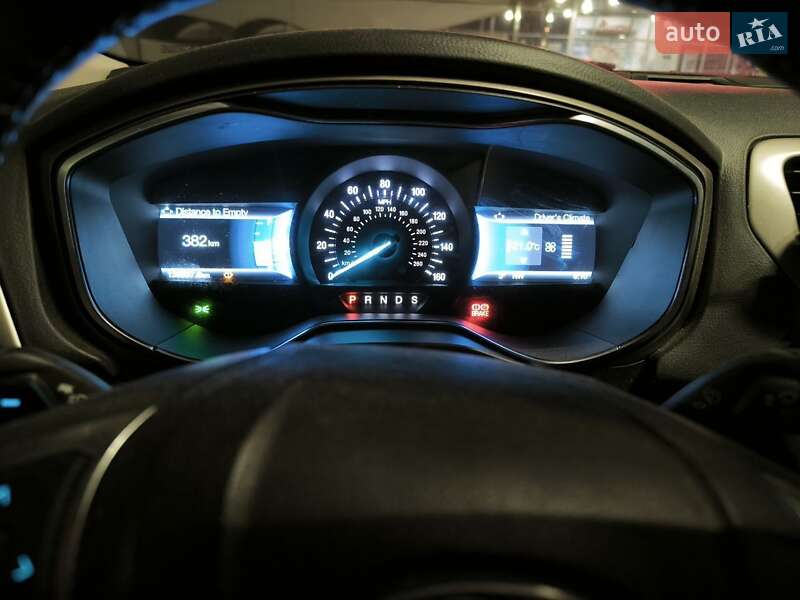 Седан Ford Fusion 2015 в Киеве фото 13 Седан Ford Fusion 2015 в Киеве