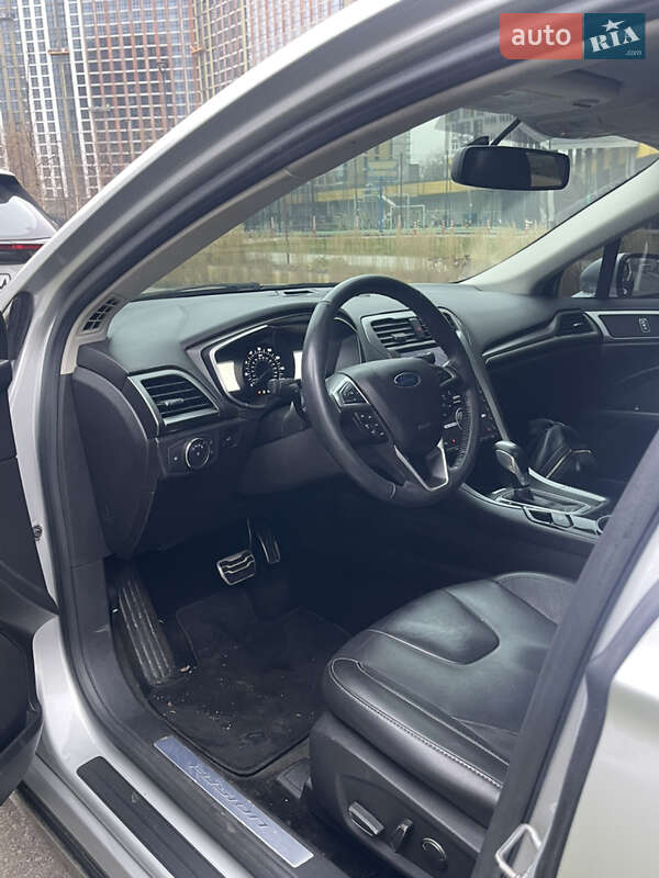 Седан Ford Fusion 2016 в Киеве фото 6 Седан Ford Fusion 2016 в Киеве