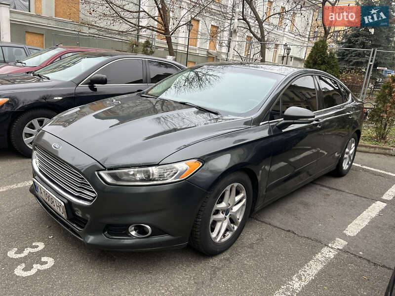 Седан Ford Fusion 2015 в Киеве фото 2 Седан Ford Fusion 2015 в Киеве