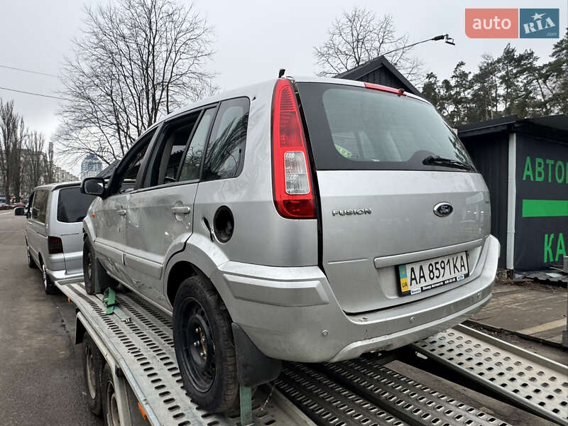 Хэтчбек Ford Fusion 2011 в Киеве