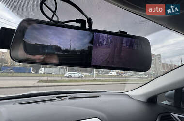 Седан Ford Fusion 2014 в Львове