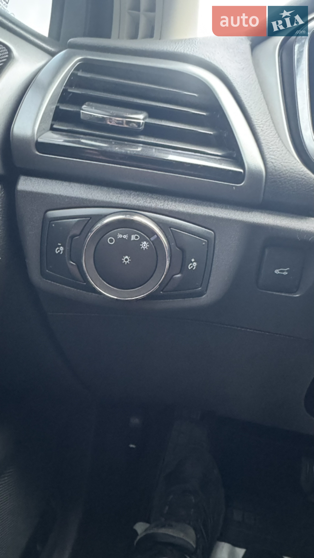 2014 Ford Fusion - мініатюра 39