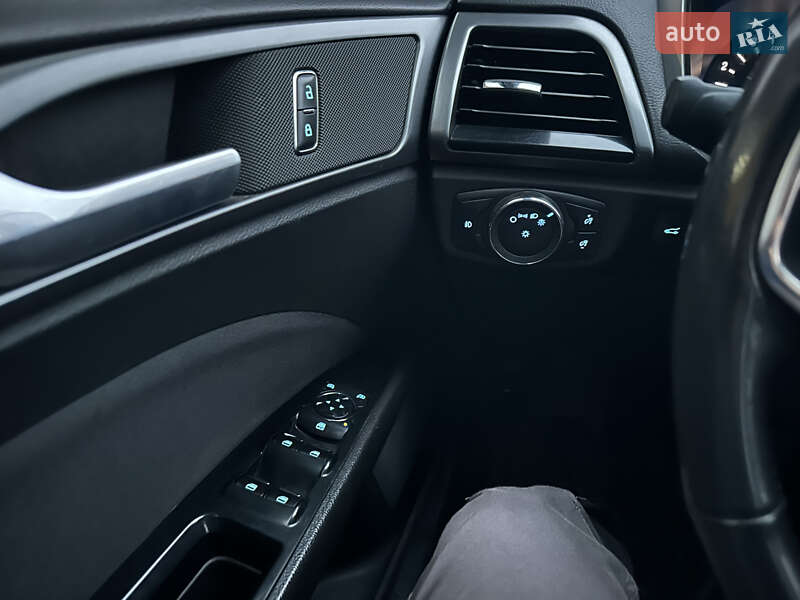 Седан Ford Fusion 2014 в Нежине