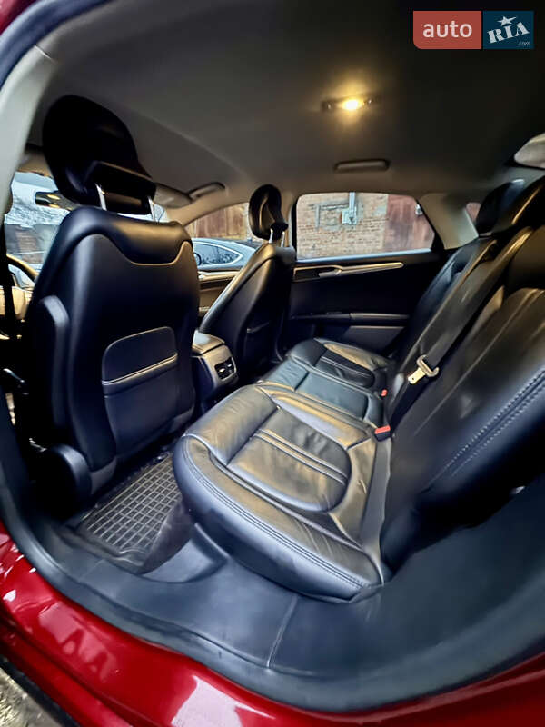 Седан Ford Fusion 2016 в Киеве