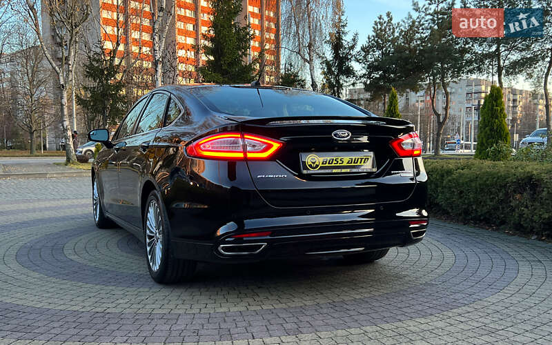 Седан Ford Fusion 2015 в Львове