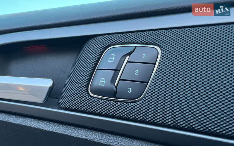 Седан Ford Fusion 2015 в Львове