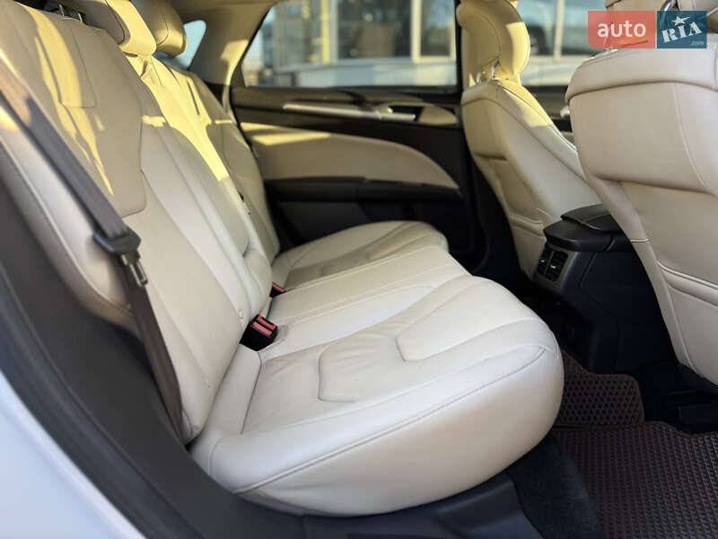 Седан Ford Fusion 2014 в Николаеве