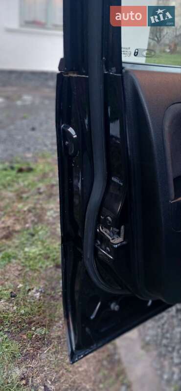 Хэтчбек Ford Fusion 2005 в Дунаевцах